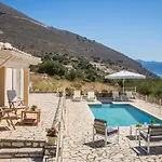 Irida * Agia Efimia