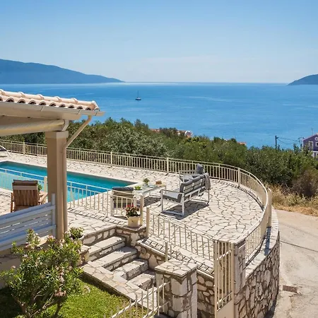 Βίλα Irida Αγία Ευφημία