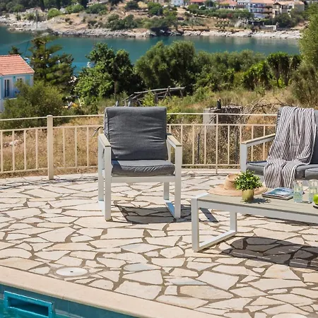 Irida Βίλα Αγία Ευφημία