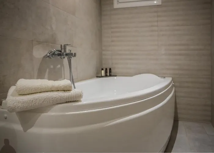 Irida Willa Agia Efimia