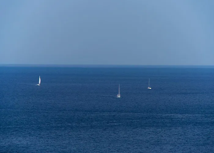 Irida Willa Agia Efimia