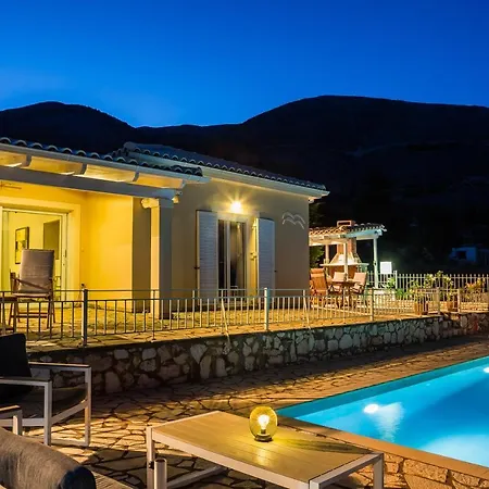 Irida Villa